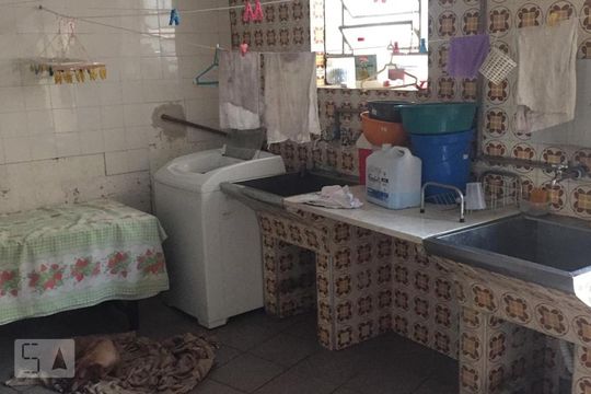 area de serviço de casa à venda com 3 quartos, 240m² em Jardim Londrina, São Paulo