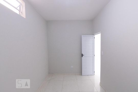 Quarto de casa para alugar com 1 quarto, 40m² em Vila Bela, São Paulo