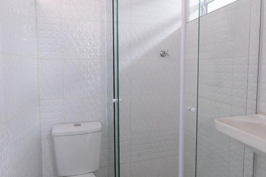 Banheiro Social de casa para alugar com 1 quarto, 40m² em Vila Bela, São Paulo