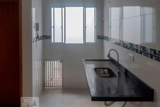 Cozinha de apartamento para alugar com 2 quartos, 38m² em Penha de França, São Paulo