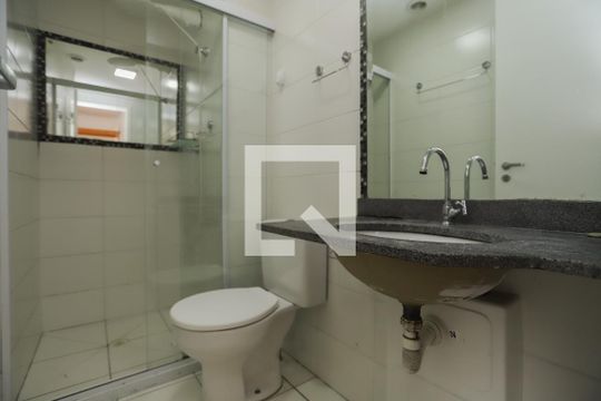 Banheiro de apartamento à venda com 1 quarto, 32m² em Água Branca, São Paulo