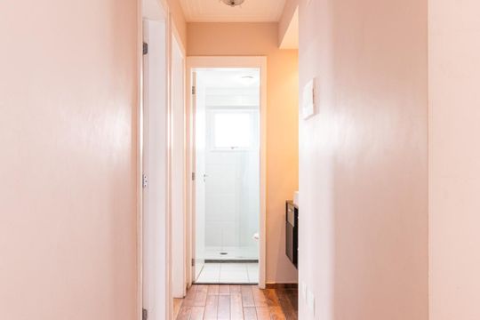 Corredor de apartamento à venda com 2 quartos, 46m² em Jardim Castelo, São Paulo