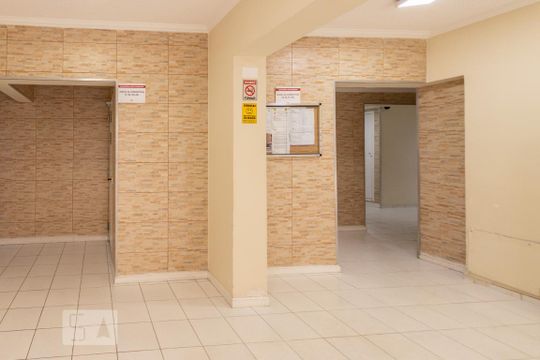 Hall de entrada de apartamento à venda com 2 quartos, 46m² em Jardim Castelo, São Paulo