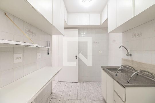 Cozinha  de apartamento para alugar com 2 quartos, 48m² em Tatuapé, São Paulo
