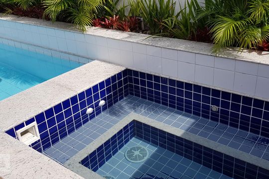 Área comum - Piscina de apartamento à venda com 2 quartos, 120m² em Botafogo, Rio de Janeiro