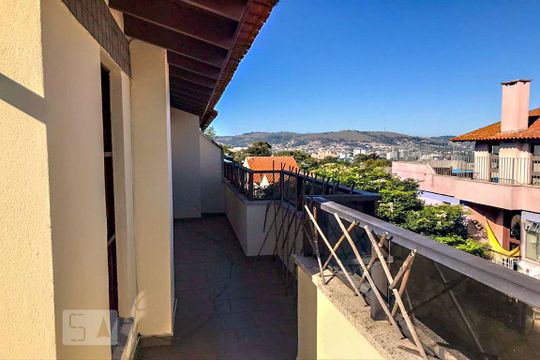 Apartamento à venda com 2 quartos, 168m² em Bom Jesus, Porto Alegre