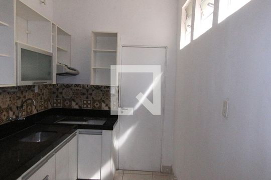 Cozinha de casa para alugar com 3 quartos, 70m² em Vila Prudente, São Paulo