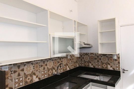 Cozinha de casa para alugar com 3 quartos, 70m² em Vila Prudente, São Paulo