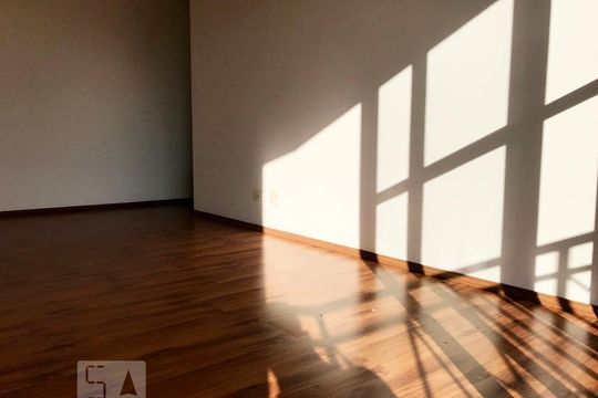 Sala de apartamento para alugar com 2 quartos, 62m² em Santo Antônio, São Caetano do Sul