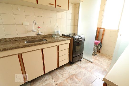 Cozinha de apartamento à venda com 2 quartos, 67m² em Jardim Previdencia, São Paulo