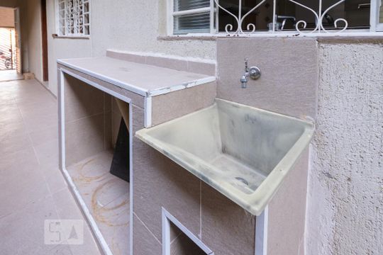 Àrea de serviço de casa à venda com 3 quartos, 240m² em Vila São Francisco (zona Leste), São Paulo