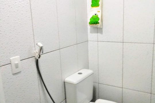 Banheiro de apartamento à venda com 2 quartos, 58m² em Conjunto Residencial Jardim Canaã, São Paulo