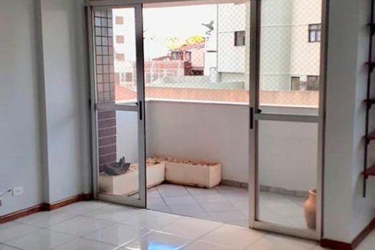 Sala de apartamento para alugar com 2 quartos, 80m² em Setor Nova Suiça, Goiânia