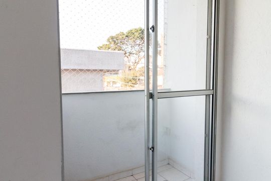 Varanda de apartamento para alugar com 2 quartos, 65m² em Jardim Vila Galvão, Guarulhos