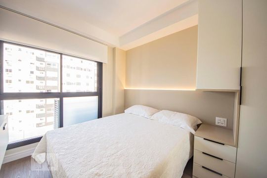 Suite de apartamento para alugar com 1 quarto, 43m² em Jardim do Salso, Porto Alegre