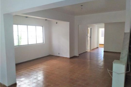 Casa à venda com 3 quartos, 300m² em Vila Nova Cachoeirinha, São Paulo