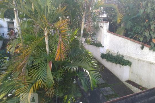 Quintal de casa à venda com 3 quartos, 300m² em Vila Nova Cachoeirinha, São Paulo