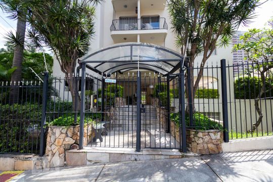 Fachada de apartamento para alugar com 2 quartos, 55m² em Vila Mascote, São Paulo