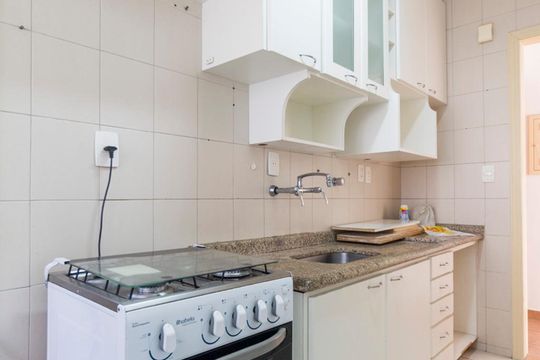 Cozinha de apartamento para alugar com 2 quartos, 55m² em Vila Mascote, São Paulo