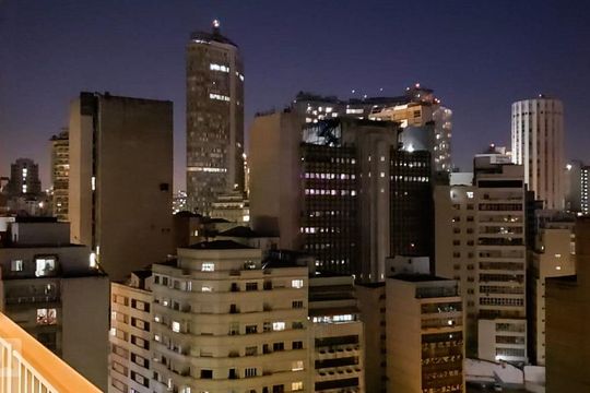 Vista de kitnet/studio para alugar com 1 quarto, 29m² em República, São Paulo