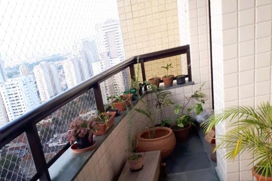 Varanda de apartamento à venda com 4 quartos, 220m² em Vila Pompéia, São Paulo