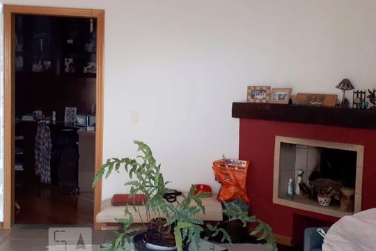 Lareira de apartamento à venda com 4 quartos, 220m² em Vila Pompéia, São Paulo