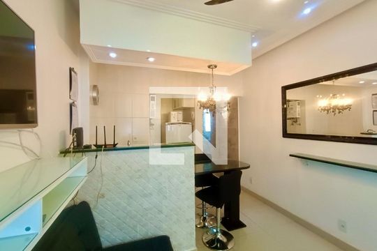 Sala de apartamento para alugar com 1 quarto, 35m² em Copacabana, Rio de Janeiro