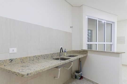 Cozinha e Área de Serviço de apartamento para alugar com 2 quartos, 64m² em Saúde, São Paulo