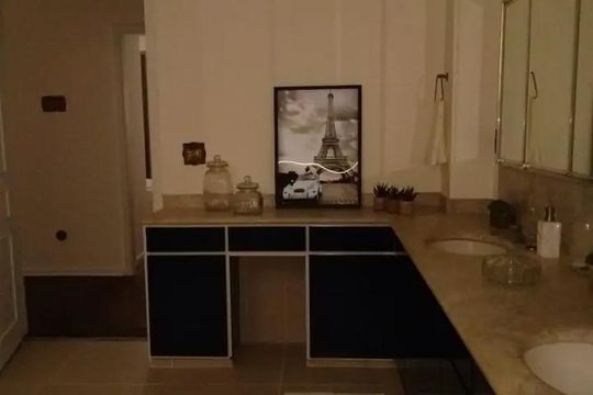 Banheiro da Suíte de apartamento à venda com 4 quartos, 400m² em Copacabana, Rio de Janeiro