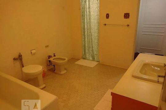 Banheiro de apartamento à venda com 4 quartos, 400m² em Copacabana, Rio de Janeiro