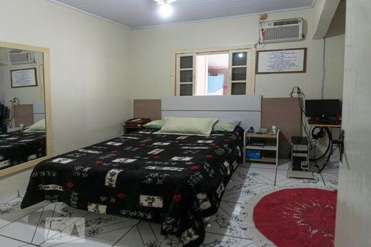 Dormitório de casa à venda com 3 quartos, 144m² em Santos Dumont, São Leopoldo