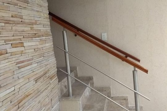 Sala de casa para alugar com 2 quartos, 140m² em Parque Assunção, Taboão da Serra
