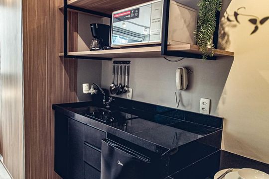 Cozinha de kitnet/studio para alugar com 1 quarto, 30m² em Vila Olímpia, São Paulo