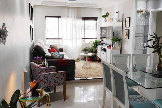 Sala de apartamento à venda com 3 quartos, 70m² em Vila Palmeiras, São Paulo