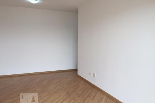 Sala de apartamento para alugar com 2 quartos, 68m² em Santo Antônio, São Caetano do Sul