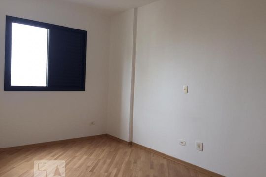 Quarto 1 de apartamento para alugar com 2 quartos, 68m² em Santo Antônio, São Caetano do Sul