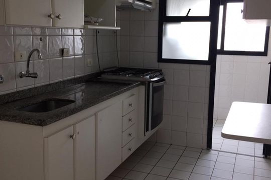 Cozinha de apartamento para alugar com 2 quartos, 68m² em Santo Antônio, São Caetano do Sul