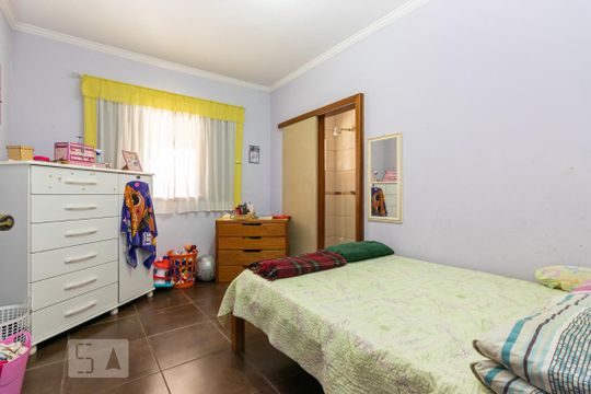 Suíte 3 de casa à venda com 3 quartos, 200m² em Vila Ré, São Paulo