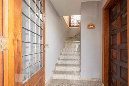 Entrada de casa à venda com 3 quartos, 200m² em Vila Ré, São Paulo