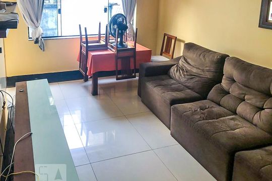 Sala de casa à venda com 2 quartos, 100m² em Vila da Penha, Rio de Janeiro