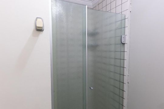 Banheiro Social de apartamento à venda com 3 quartos, 65m² em Vila Carrão, São Paulo