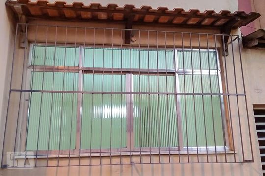 Sala - Janela com grade de apartamento à venda com 1 quarto, 50m² em Irajá, Rio de Janeiro