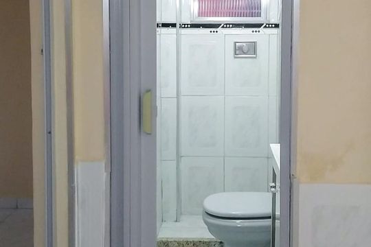 Banheiro de apartamento à venda com 1 quarto, 50m² em Irajá, Rio de Janeiro