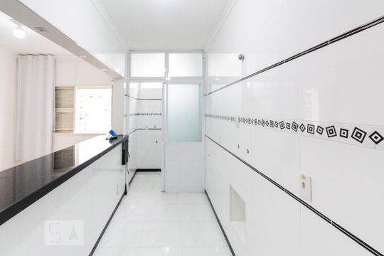 Cozinha de apartamento à venda com 1 quarto, 54m² em Santa Efigênia, São Paulo