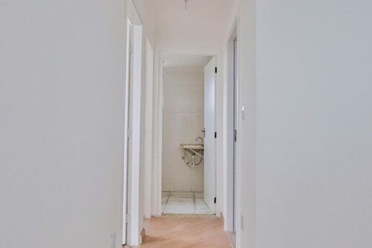 Corredor de apartamento à venda com 3 quartos, 55m² em Jardim Castelo, São Paulo