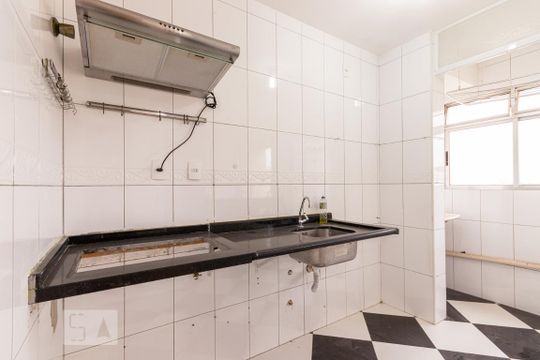 Cozinha de apartamento à venda com 3 quartos, 55m² em Jardim Castelo, São Paulo