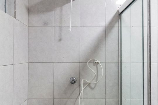 Banheiro Social de apartamento à venda com 2 quartos, 82m² em Mirandópolis, São Paulo