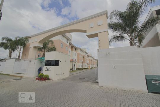fachada de apartamento para alugar com 3 quartos, 68m² em Fazendinha, Curitiba