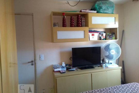 Quarto 1 de apartamento à venda com 2 quartos, 52m² em Itaquera, São Paulo
