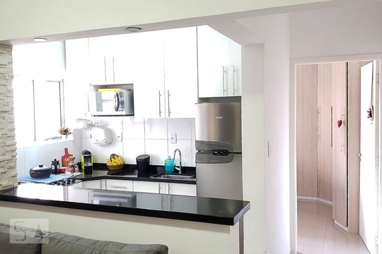 Cozinha de apartamento para alugar com 1 quarto, 48m² em Brás, São Paulo